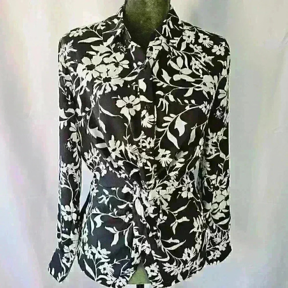 ✨Like New✨ Express Conscious Edit Floral Twist Front Blouse, Size S - Picture 1 of 5